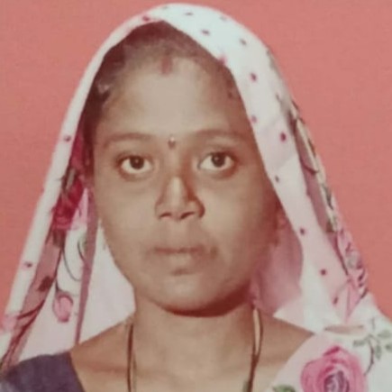 सौ.रविना विष्णू सोनवणे